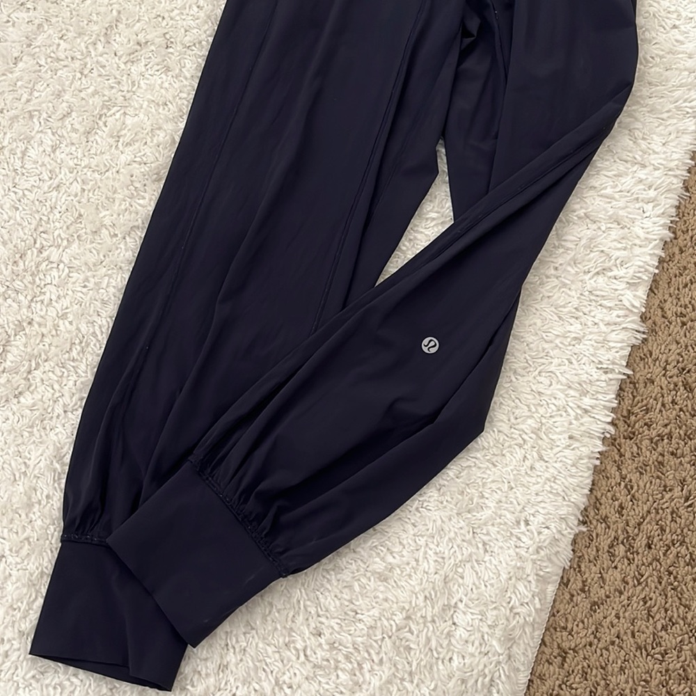 Lululemon joggers